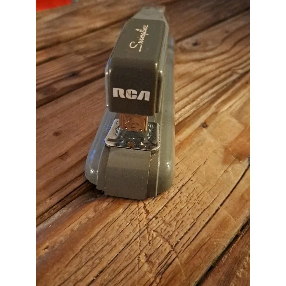 VINTAGE SWINGLINE 27 STAPLER GRAY METAL USED
